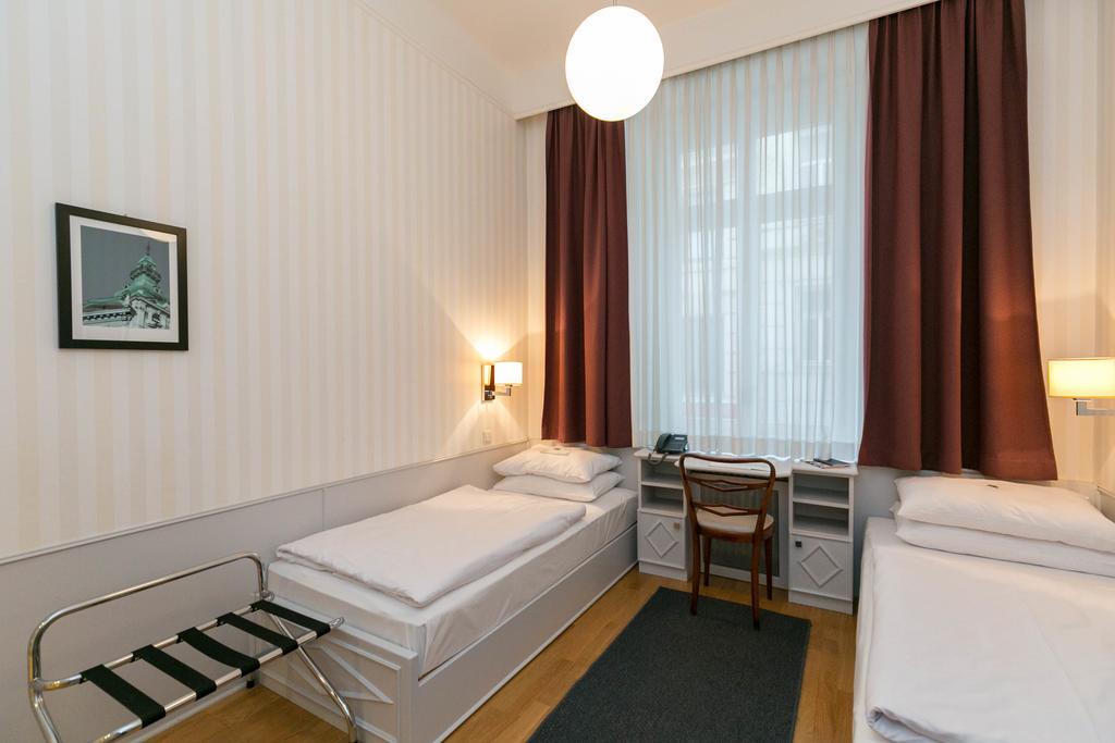 Hotel Kaerntnerhof Вена Экстерьер фото